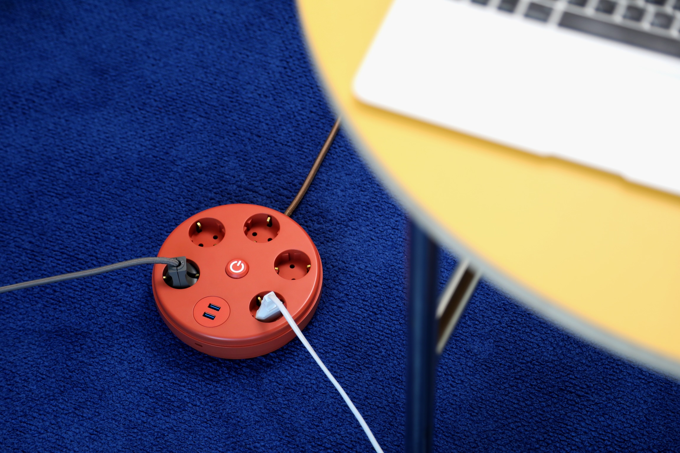 보여주고 싶은 PD기능 디자인 멀티탭, 벨레 PLUG 5