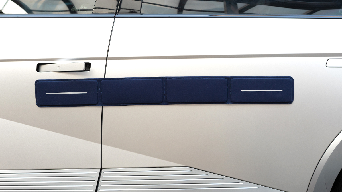 [문콕 그만!] 좁은 주차장도, 갓길 주차도 걱정 없는 마그네틱 도어가드