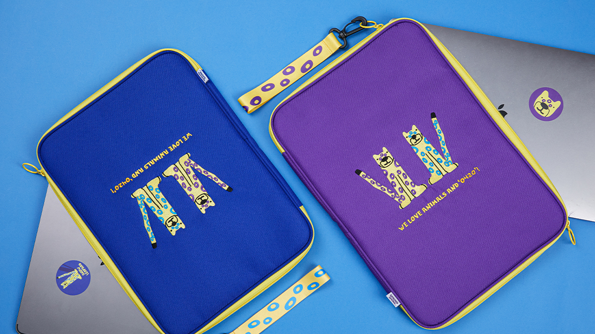 퍼플을 입은 폐플라스틱! 놀라운 소재로 만들어진 노트북 파우치