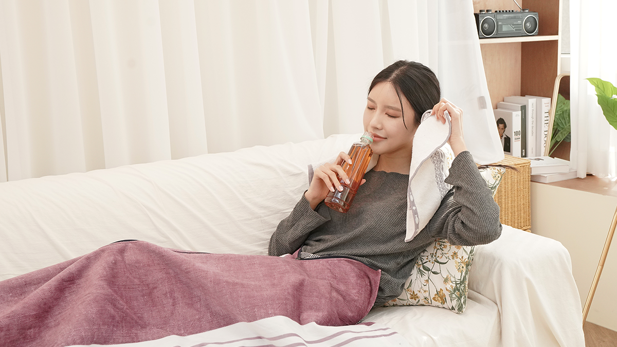 찜질방 왜가? 원적외선 찜질기+온열이불+온열매트 다 되는 휴대용 "찜낭"