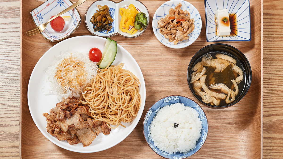 [初公開] 日本の家庭料理代表メニュー パパノダイニング 豚の生姜焼き