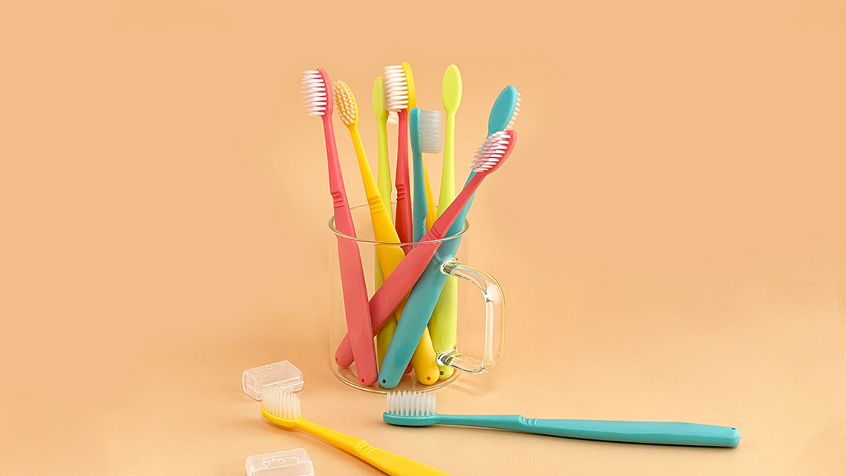 코코넛 소재를 사용한 Eco-friendly <코코넛 칫솔>