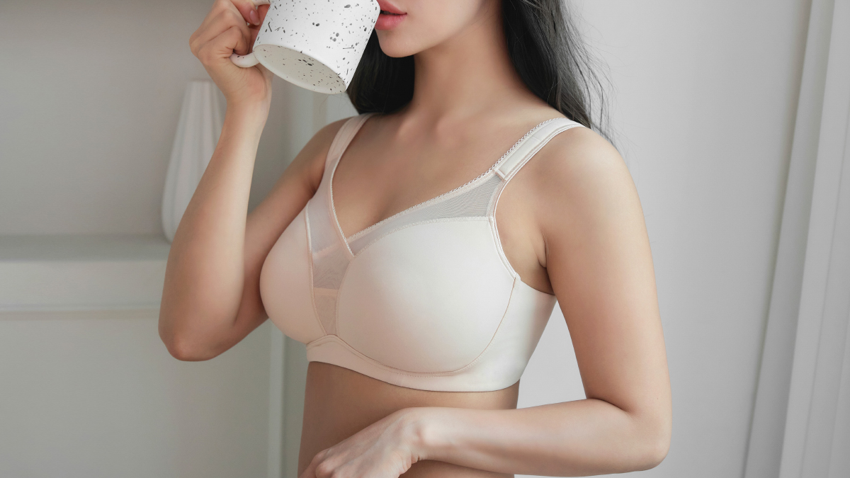 20 Years of Big Cup Expertise Wire-Free Bra Designed Just for You [27 Sizes]