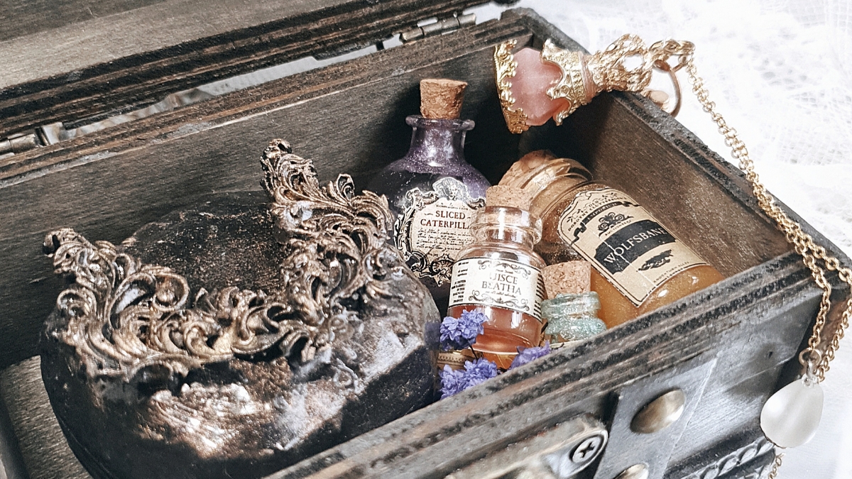 Feel like you’re entering Hogwarts every day with these handmade AirPods cases