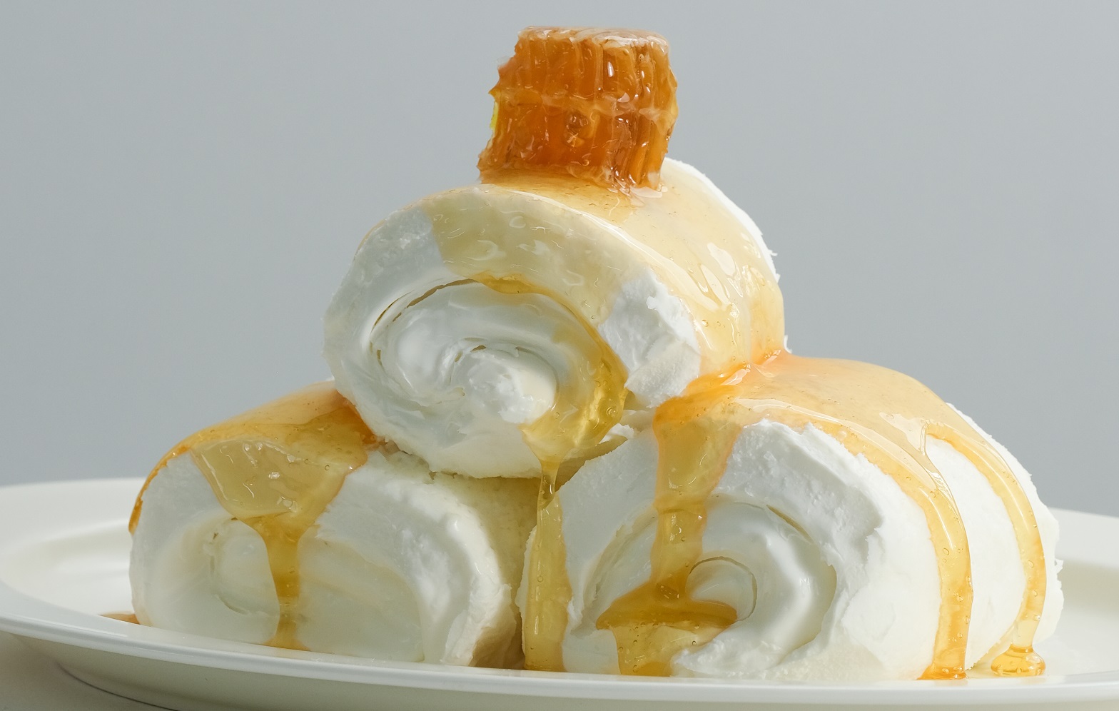 아직도 모르니? 천상의 맛! 유튜버들도 극찬한 HOT한 디저트 '카이막'