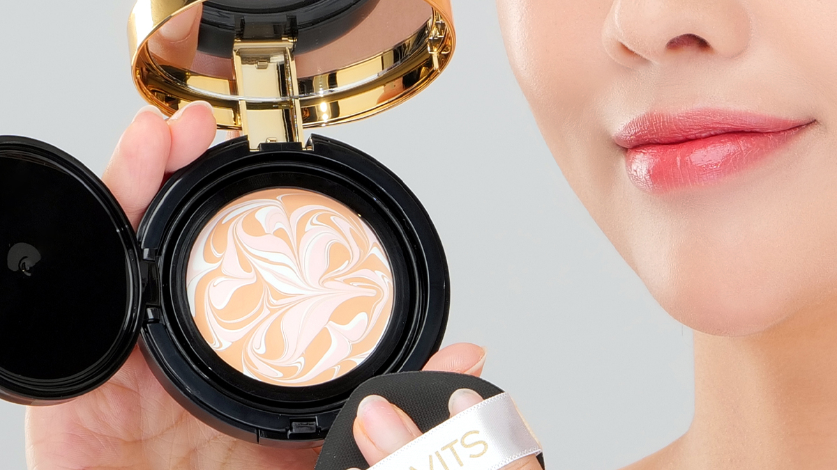 密着感と輝くカバー力。パールパールのとろけるクリーム＆パクトで輝きを体験してください。