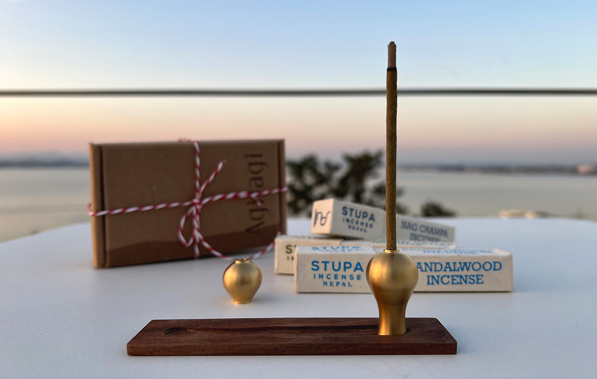 황금빛 매력덩어리! 네팔의 향과 만난 고려청자/달항아리 황동 인센스 홀더