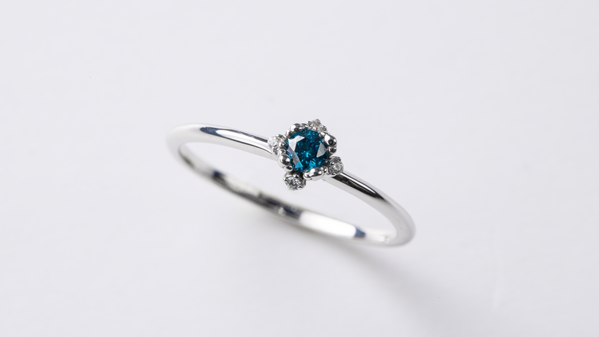 献给珍贵的你，电影《泰坦尼克号》中的NO.1皇家蓝钻