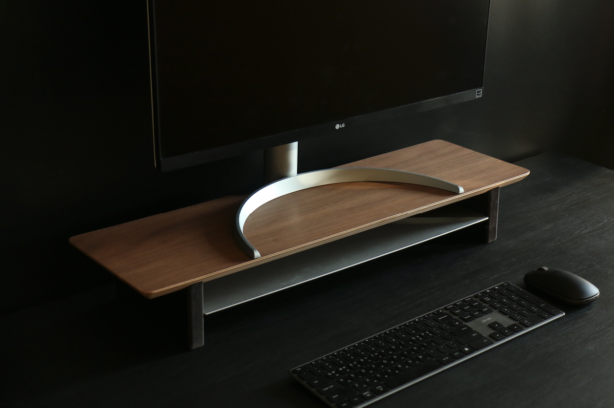 [办公桌布置终结者]提升办公空间格调的高端桌面置物架