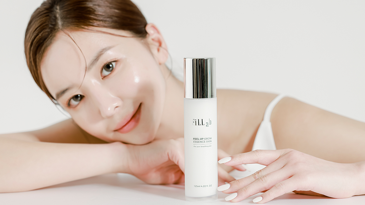 [3421%펀딩성공] 극찬받은 물광침투 에센스 ㅣ24시간 유지되는 쫀쫀광