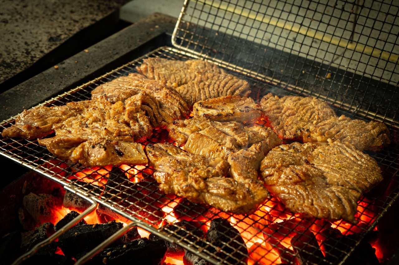 [Finally Here] Authentic Korean Pork Ribs with 18 Years of Charcoal Tradition! "Paju Chamgalbi"