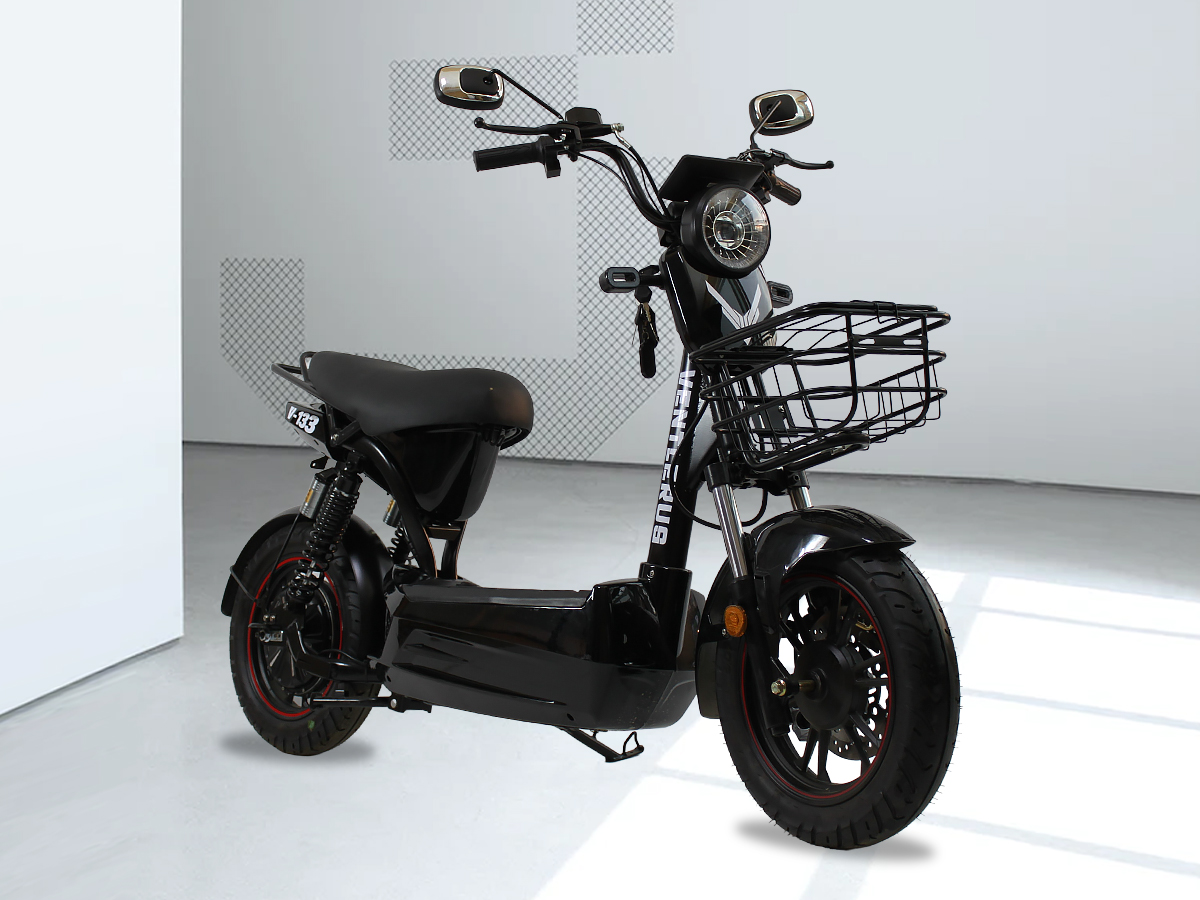 [30代限定]70万円台で手に入れる中型電動スクーター、ベントラス V133