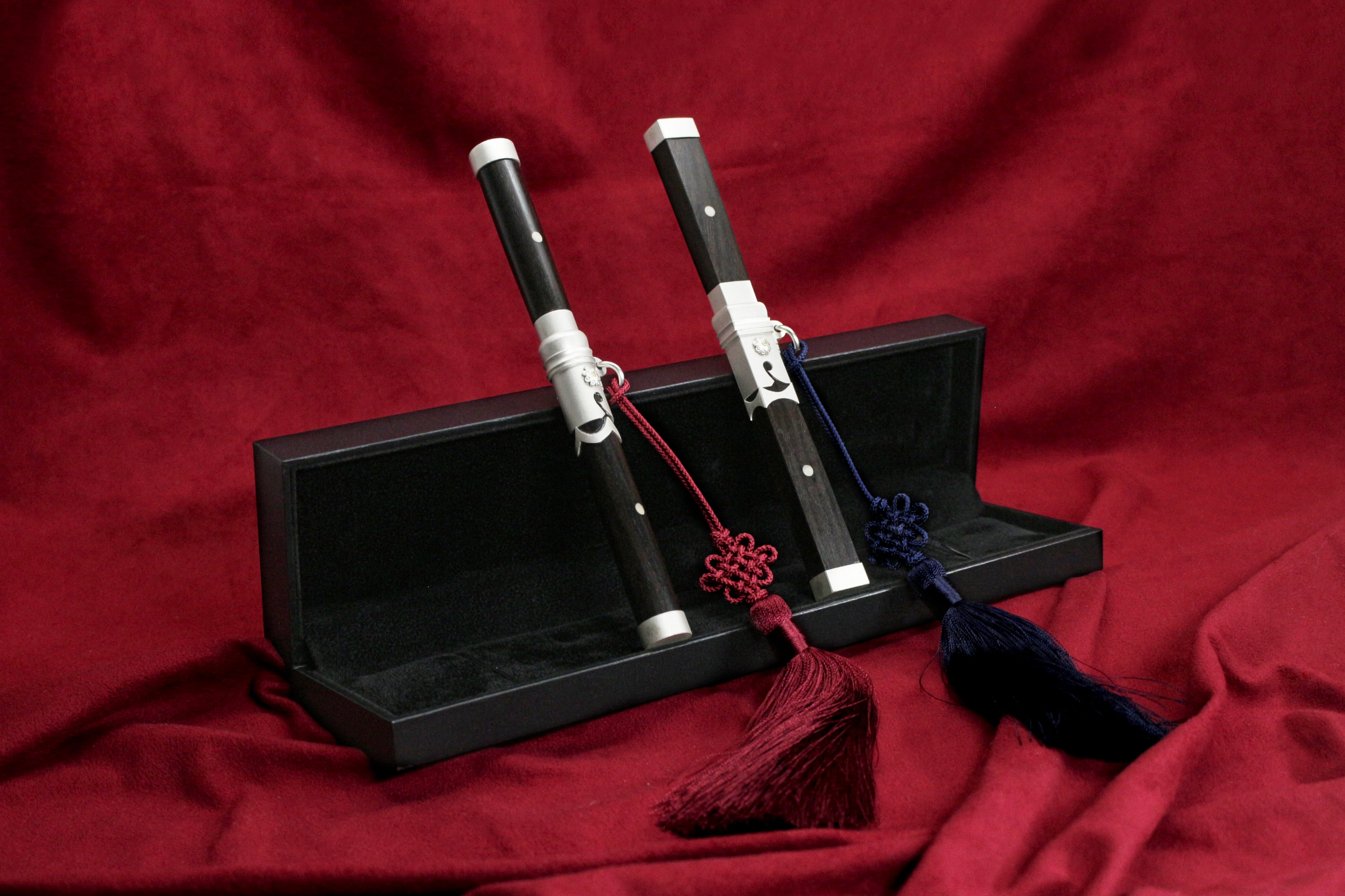 蕴含韩国美学的“长刀”，国家无形文化遗产匠人手工乌骨黑檀长刀