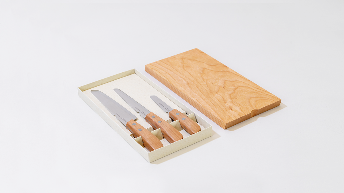 SASUGA-01 | Outdoor Life’s Essential 3-Piece Camping Knife Set