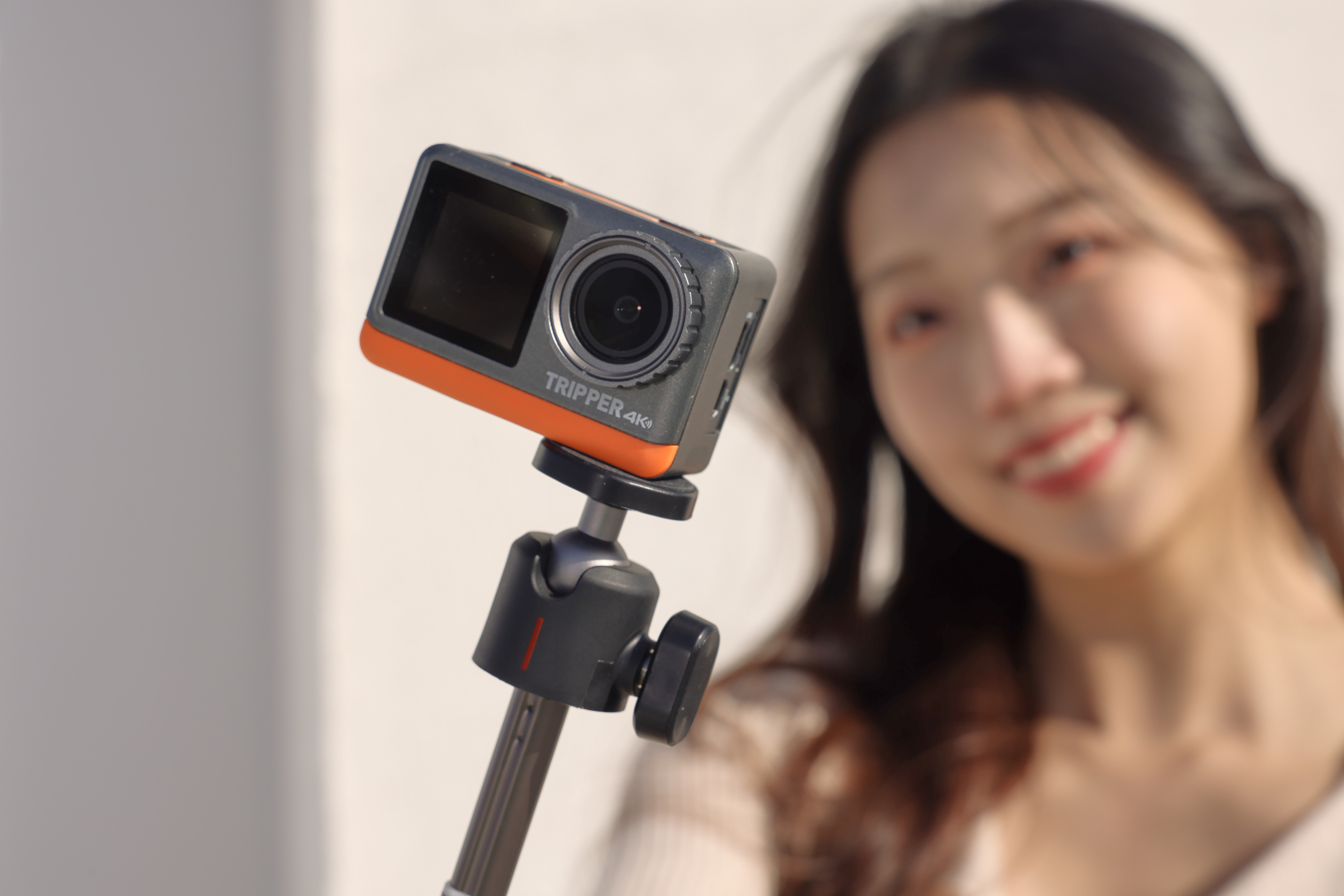 3億円売上突破！改良を重ねた10万円台のアクションカム