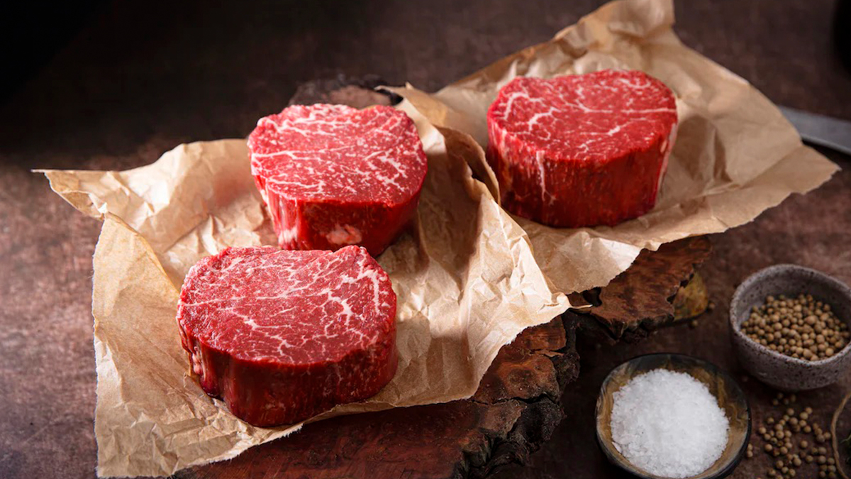 Gift premium Korean beef T-Pyeol Number 9 for Parents’ Day—a treat your parents will truly savor.