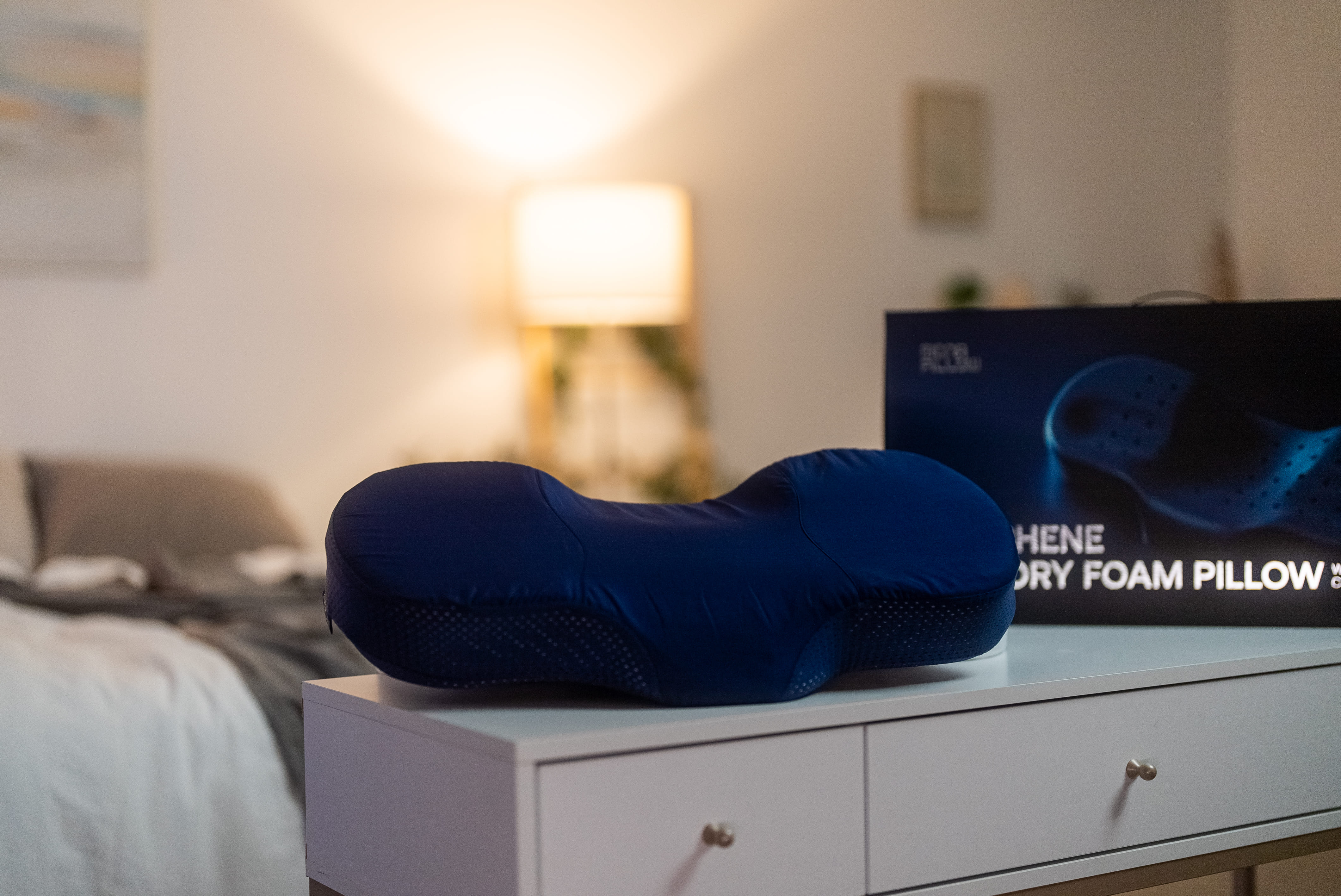 [睡眠中的头皮护理] 3合1高科技颈椎枕Monafilo