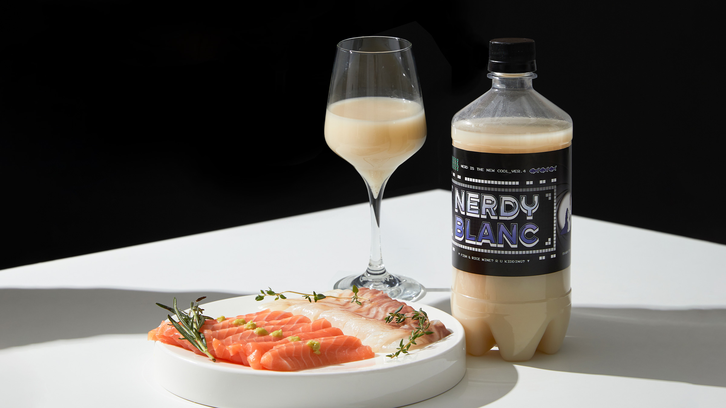 清酒配鱼料理！百里香与迷迭香的香气，带来更美妙的清酒体验。