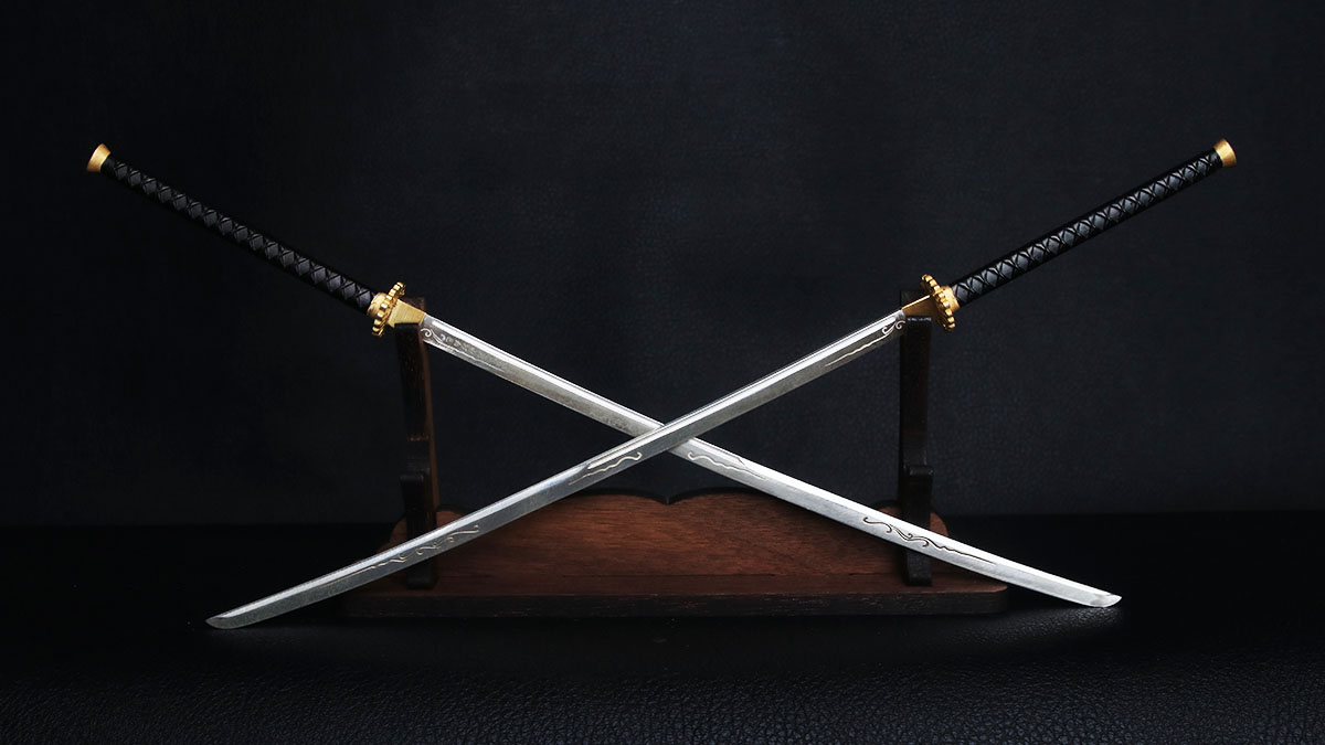 One Swing and the Acid Turns Red — ‘Chungmugong Janggeom Silver Miniature Sword’