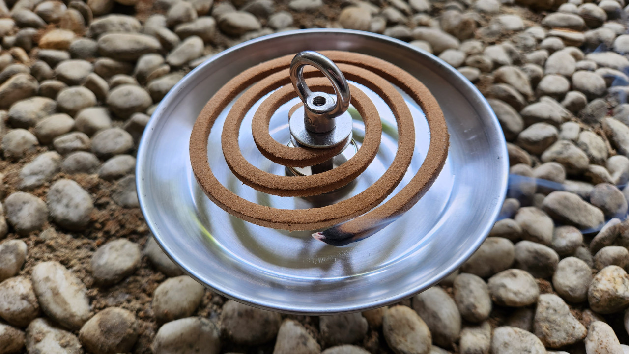 DIY 캠핑 모기향 거치대