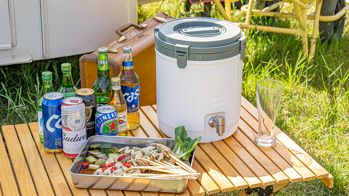 50 Years of Cosmos & Stainless Inside | A Water Jug Like No Other Made Possible by the Manufacturer