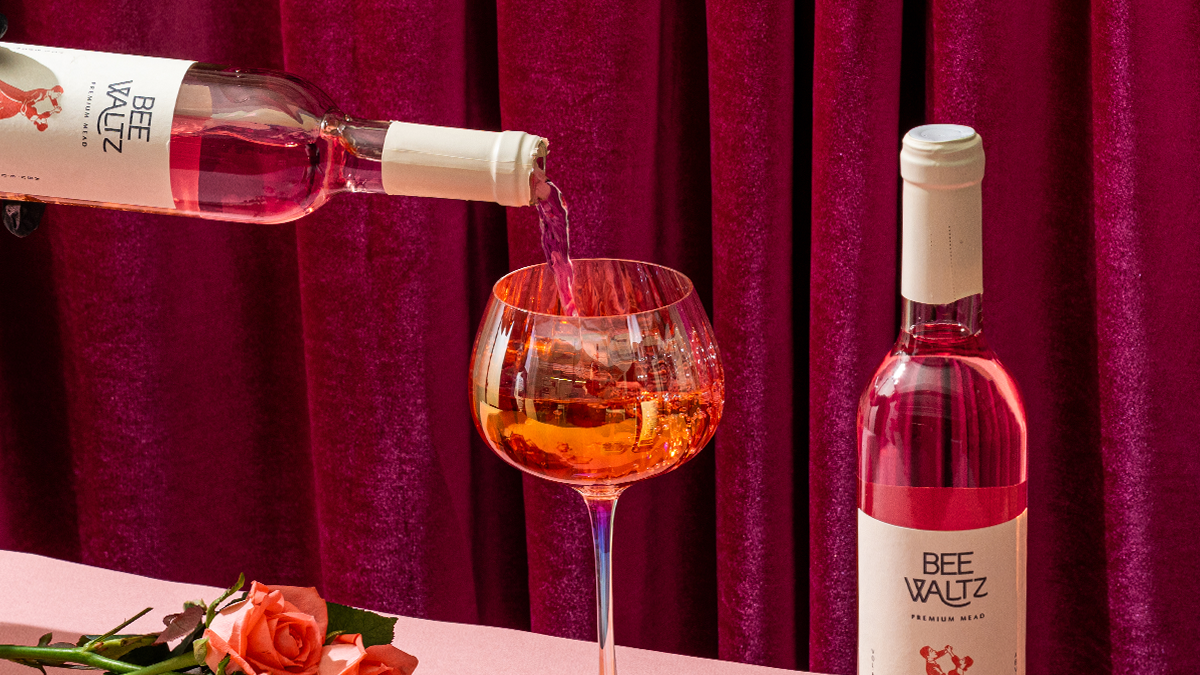 [미더리봉자] 22년 와디즈 '전통주' 펀딩 전체 1위 달콤한꿀술 비왈츠