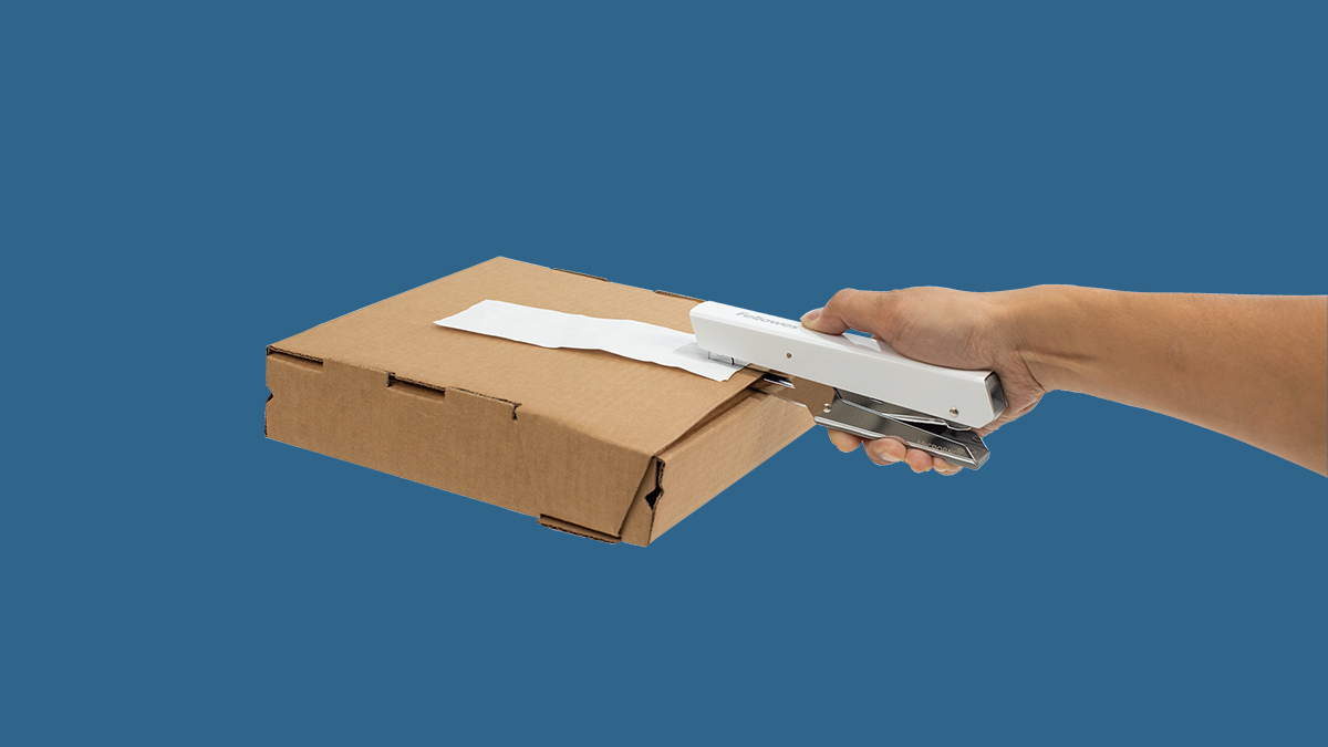 奢华飞行钉书机回归，Fellowes 一手秒完成！