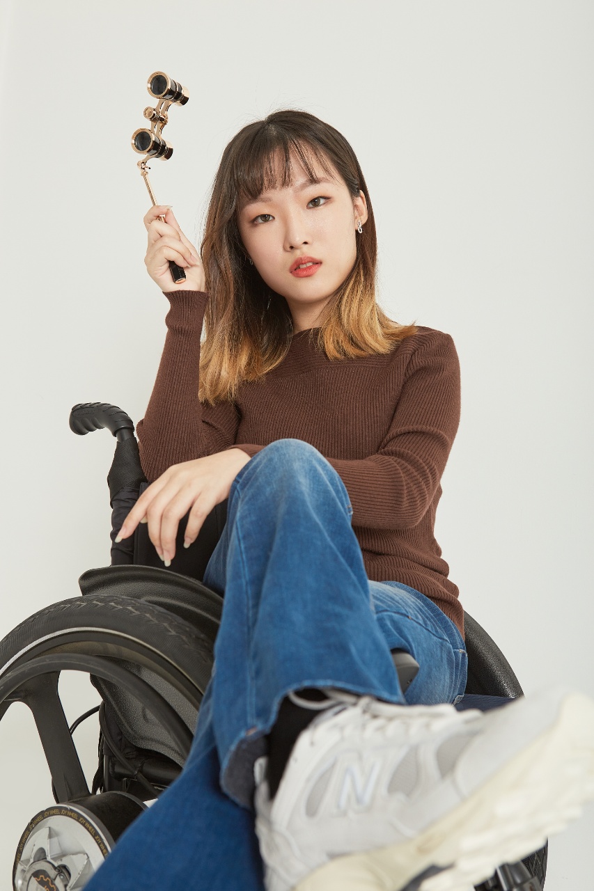김지우