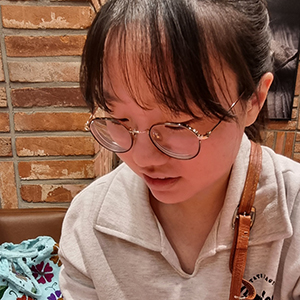 이채연